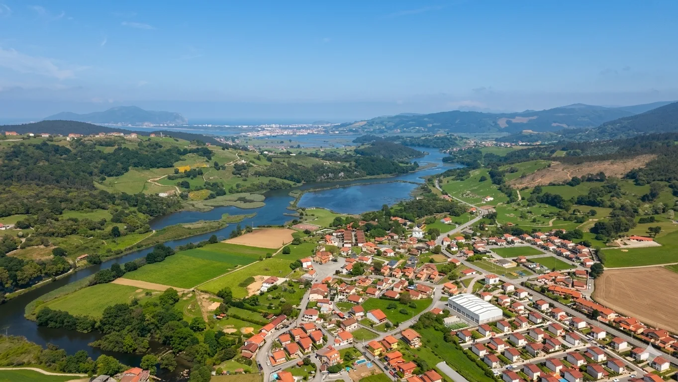 Vista aérea del entorno de Rada, Cantabria